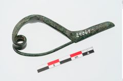 Foto von Bronzezweiknopffibel (NHMW-PRAE-024061)